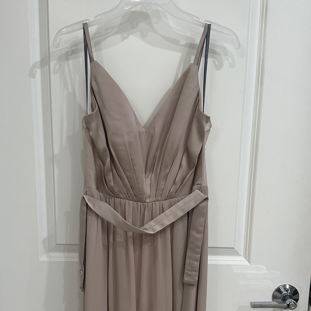 Vera Wang Strapless Dress in Taupe